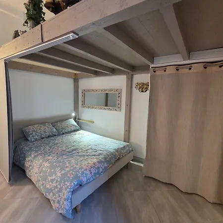 66 Meynadier Cannes, Tres Calme Avec Cour Privative, Plage, Gare, Palais A 300m Apartamento