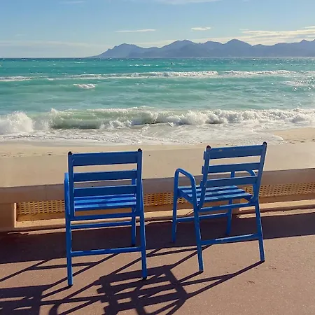 66 Meynadier Cannes, Tres Calme Avec Cour Privative, Plage, Gare, Palais A 300m * Cannes